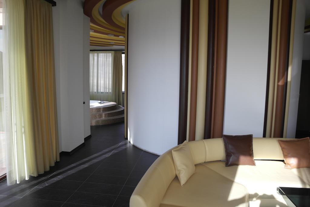 Akhtamar Hotel Cjsc Arzakan Zimmer foto